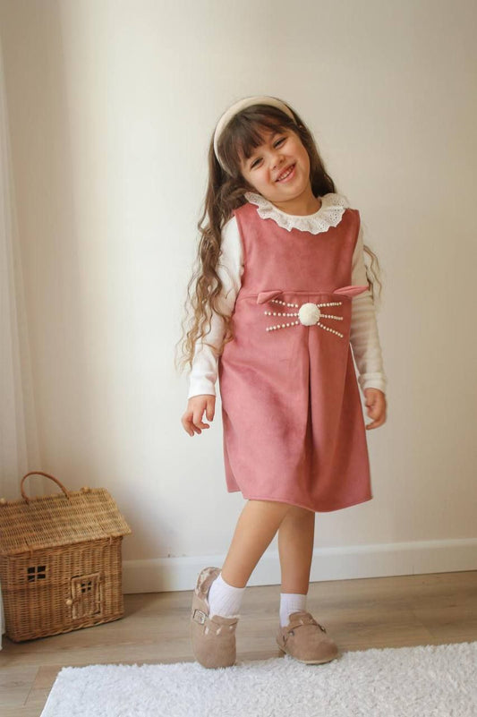 Robe Élégance Féline – Style et Confort pour Petites Princesses