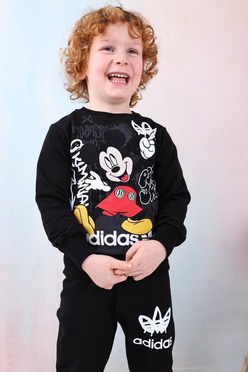 ✨ Survêtement Enfant Mickey Adidas – Confort, Style et Fun au Quotidien ! 🏃‍♂️🎉