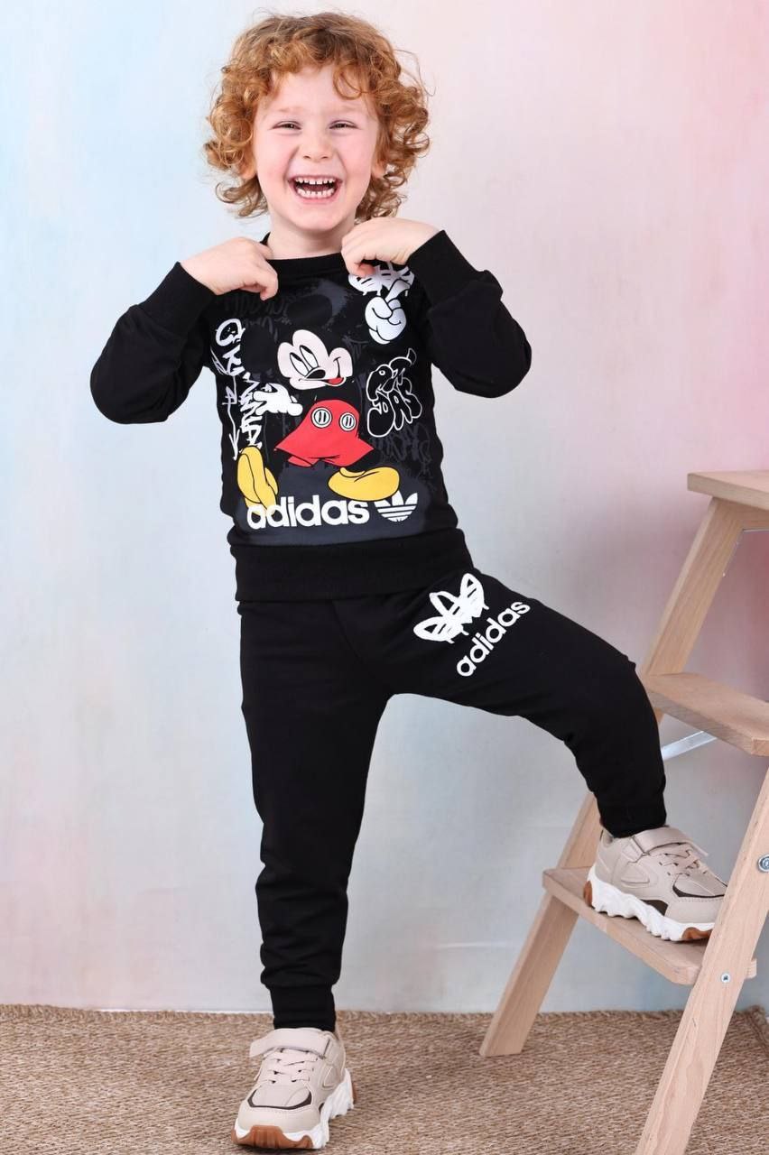 ✨ Survêtement Enfant Mickey Adidas – Confort, Style et Fun au Quotidien ! 🏃‍♂️🎉